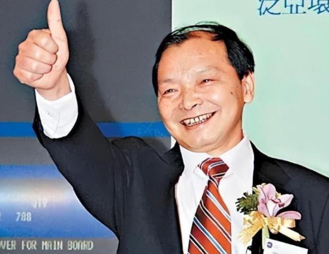 中国稀土太子爷的奢靡生活：90万一顿饭父子俩狂花上百亿财富(图9)